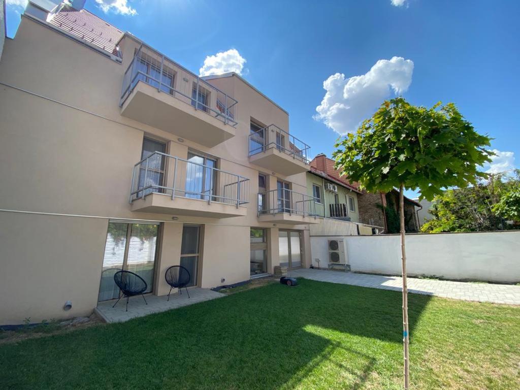 سيغيد Mathias Premium Apartments المظهر الخارجي الصورة