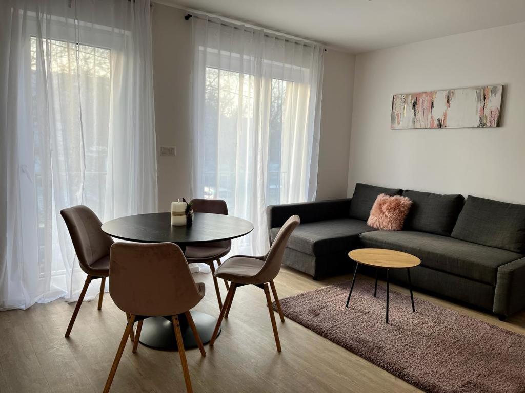 سيغيد Mathias Premium Apartments المظهر الخارجي الصورة